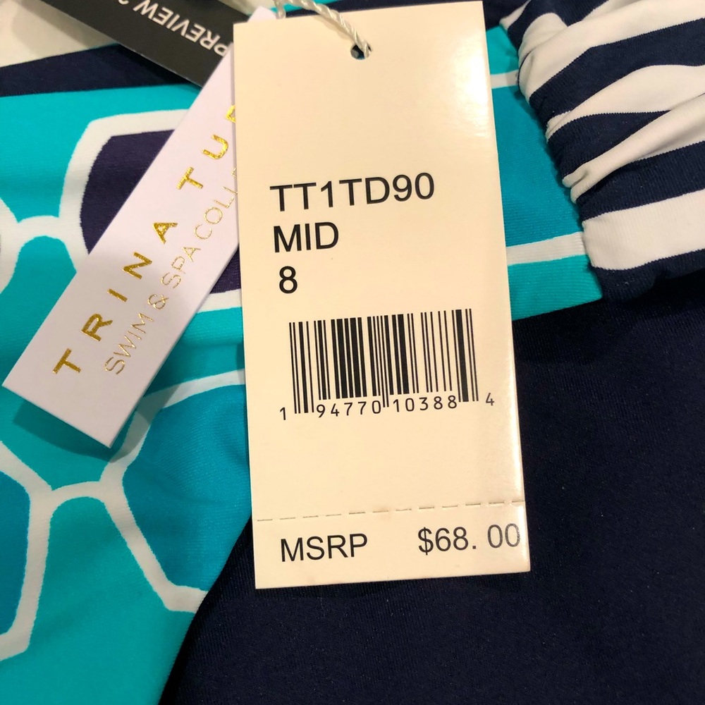 NWT Trina Turk reversible swimsuit. Size 8. Resort wear Swim and Spa collection - Picture 8 of 10